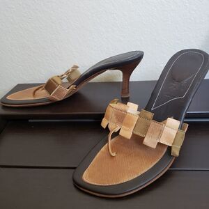 Tommy Bahama leather heel sandals 7